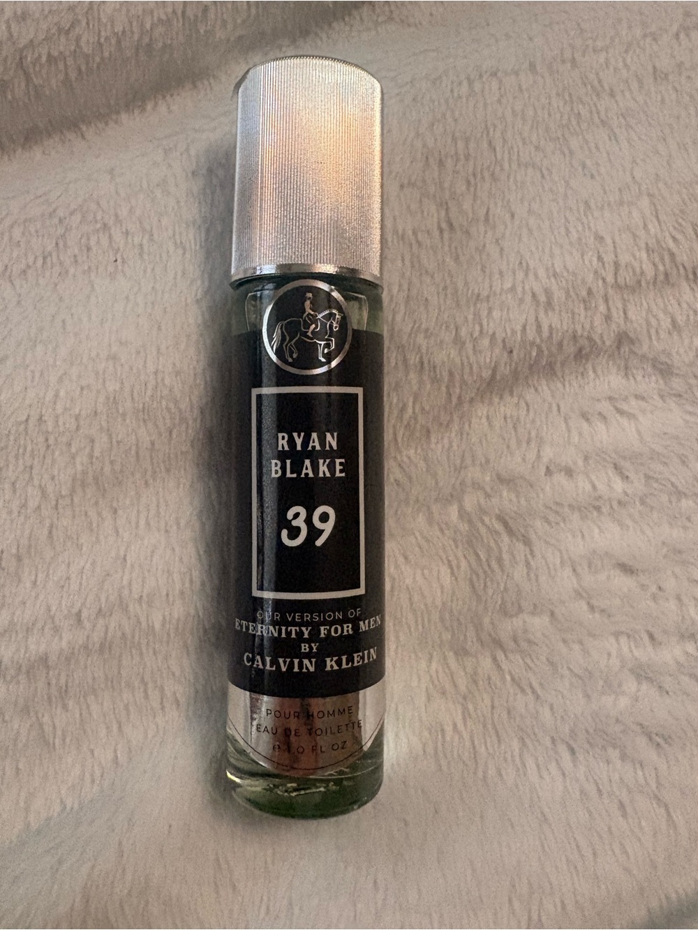 Ryan Blake 39 EDT - Smells like Calvin Klein Eternity for Men — Black & Silver